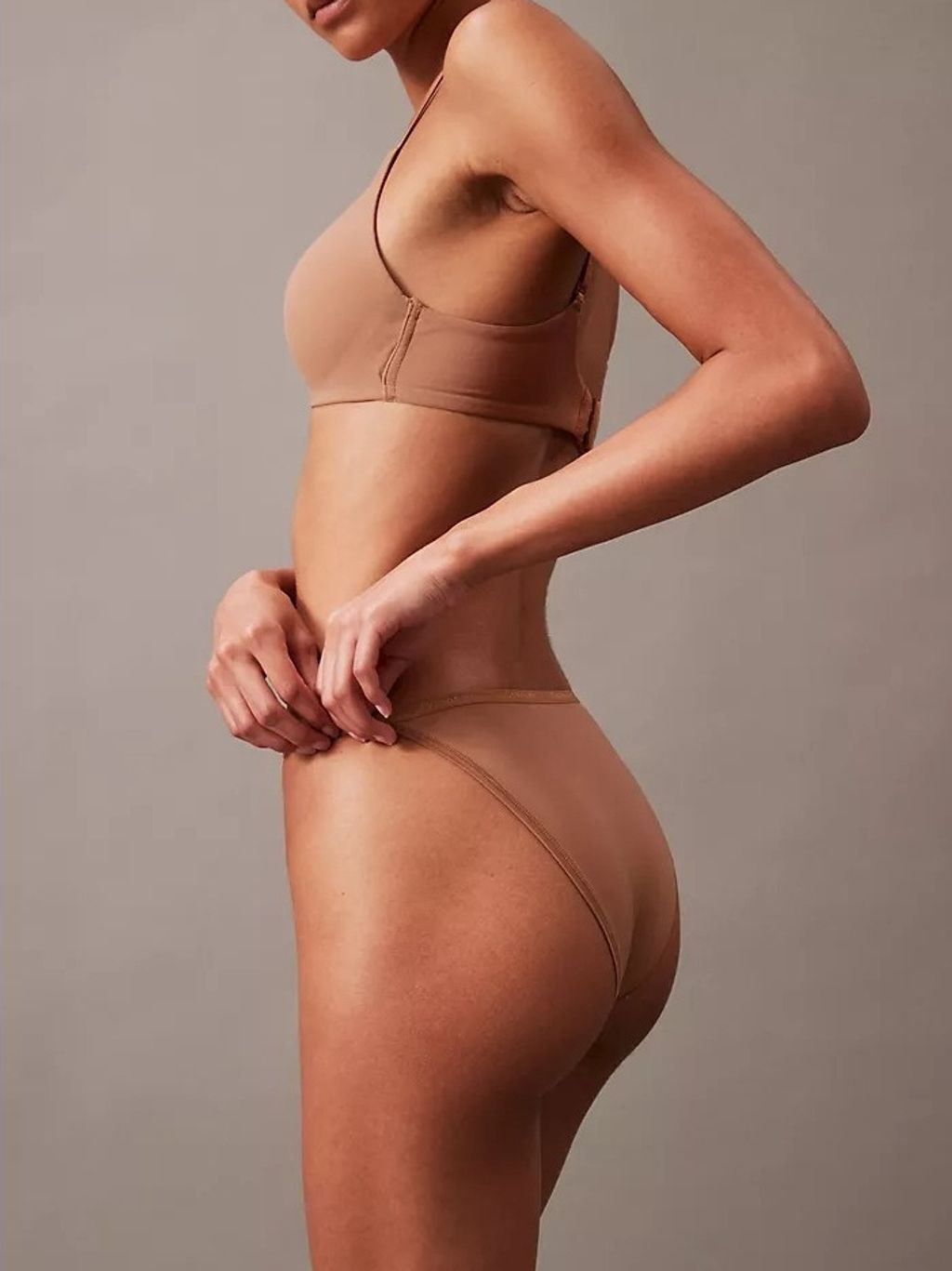 tw-11134207-7r98v-ltj2us4fkqsb89