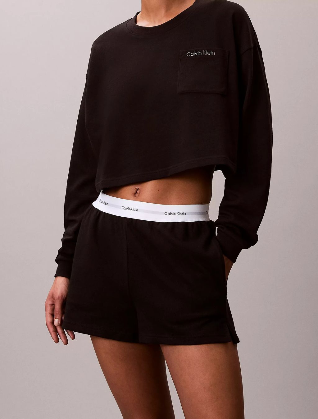 QS7517_UB1_alternate4