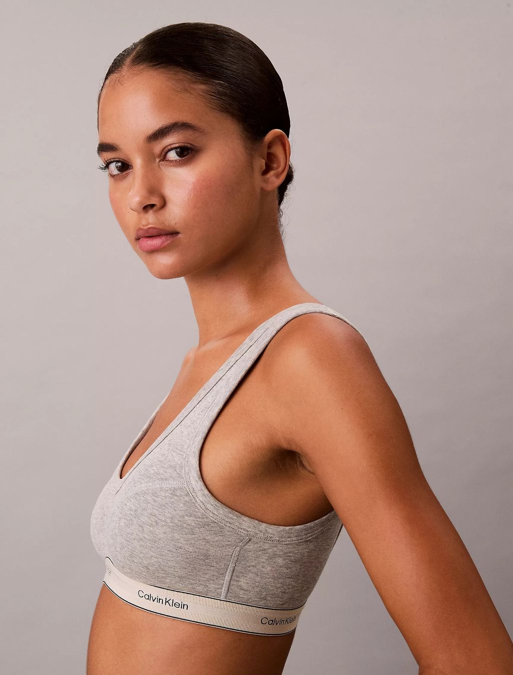 QF8594_P7A_alternate1