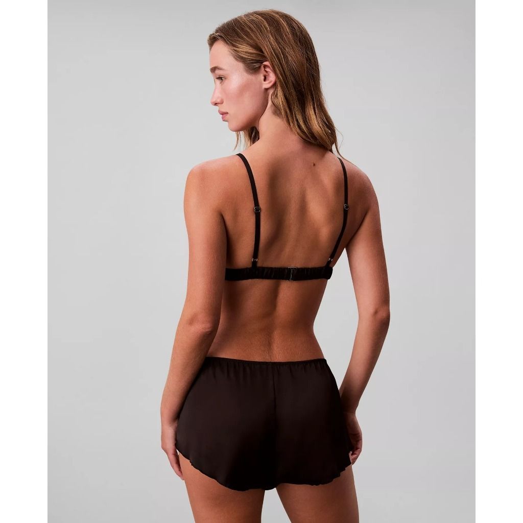 tw-11134207-81zti-mjqqgwi1gmpy86