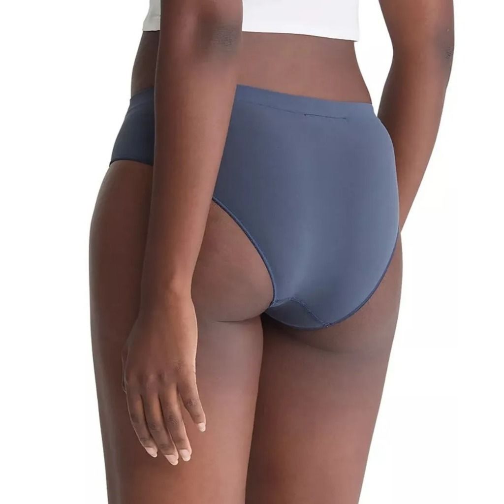 tw-11134207-820ld-mkjip6hbyjuq00