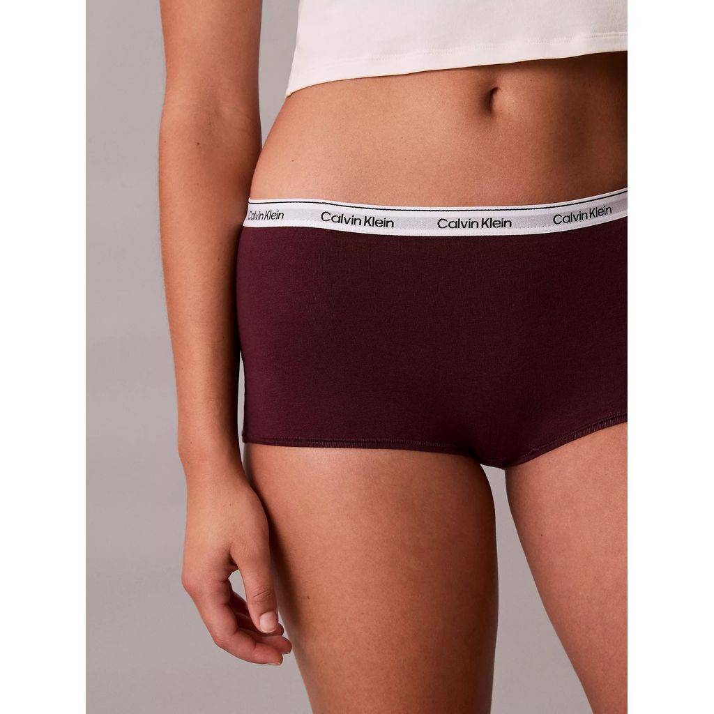 sg-11134201-82602-mju3pyk4a8zqe6