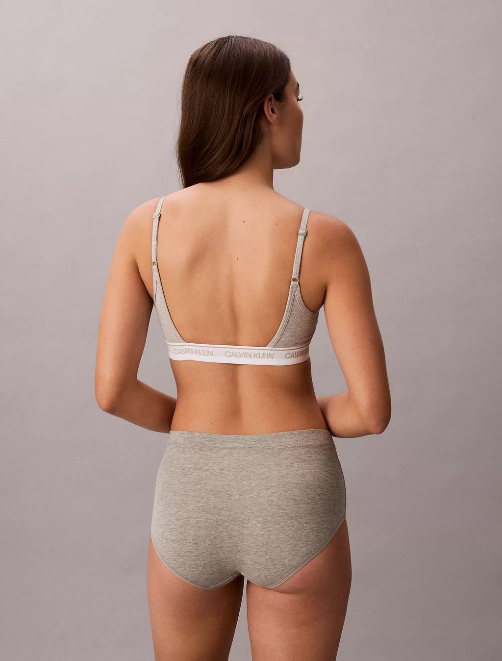 QF7534_020_alternate3