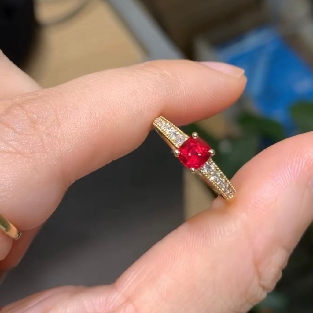 天然絕地武士尖晶石戒指