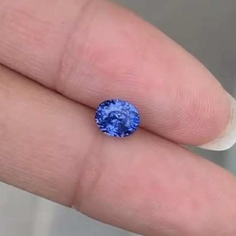 1.07克拉 天然無燒矢車菊藍寶石 GUILD