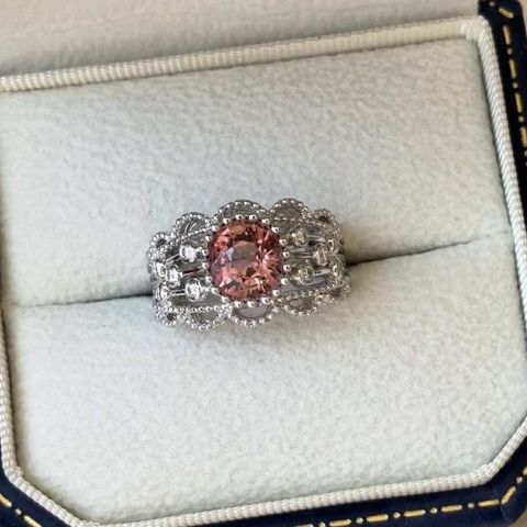 bcb5391d-86d5-490e-ad6a-24e9d762370e