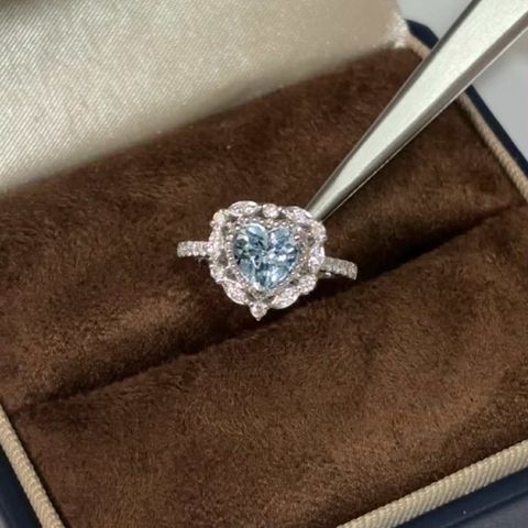 400e6f83-3e5b-4f11-b891-054cb5855a7f