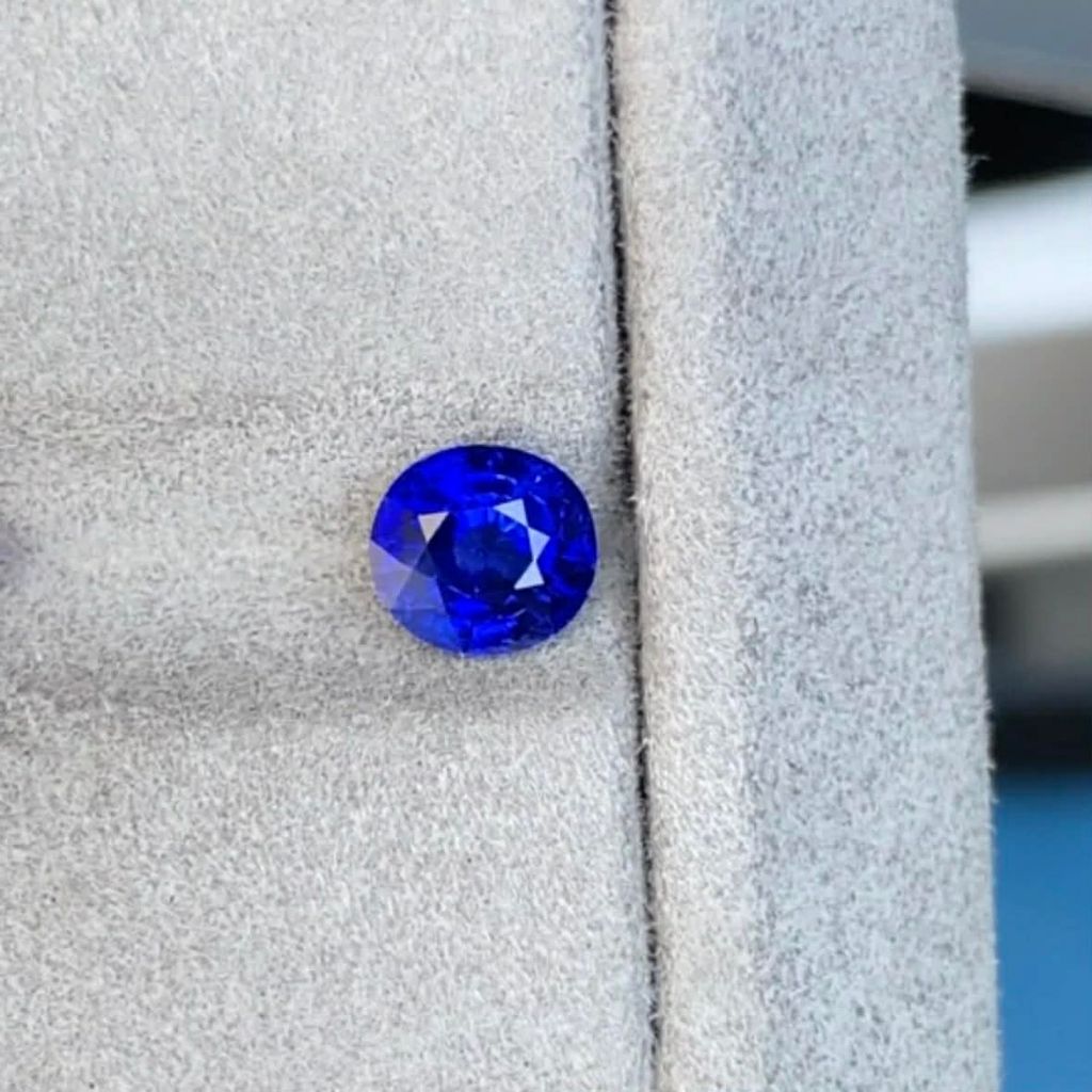 b0712106-6e7a-4a84-8029-9c9e27e6c906