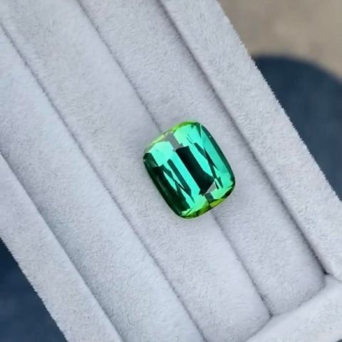 dcd3db79-6d52-4e93-b23e-ab86ffc06cb4