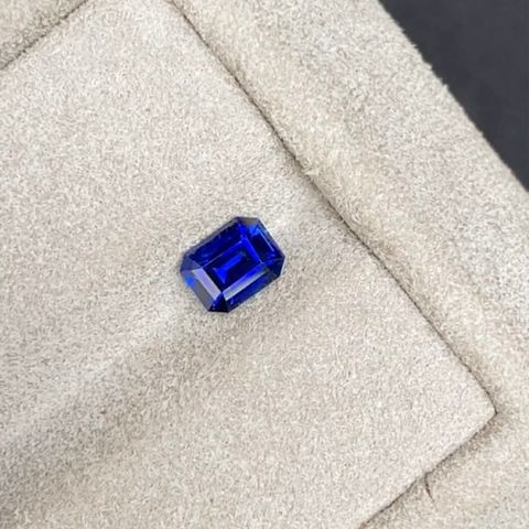 e8d84b6b-5b04-4d8e-8634-b8b2a4898cb6