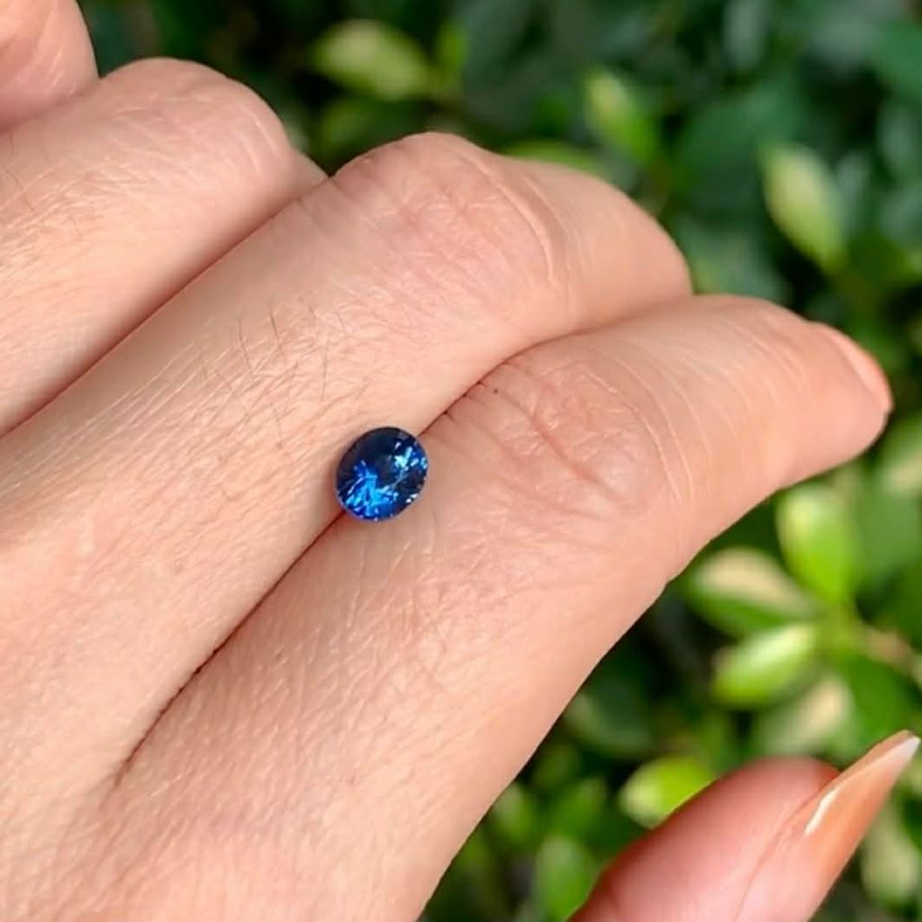 021b3dcf-5ca1-4600-8ac7-a94328449554