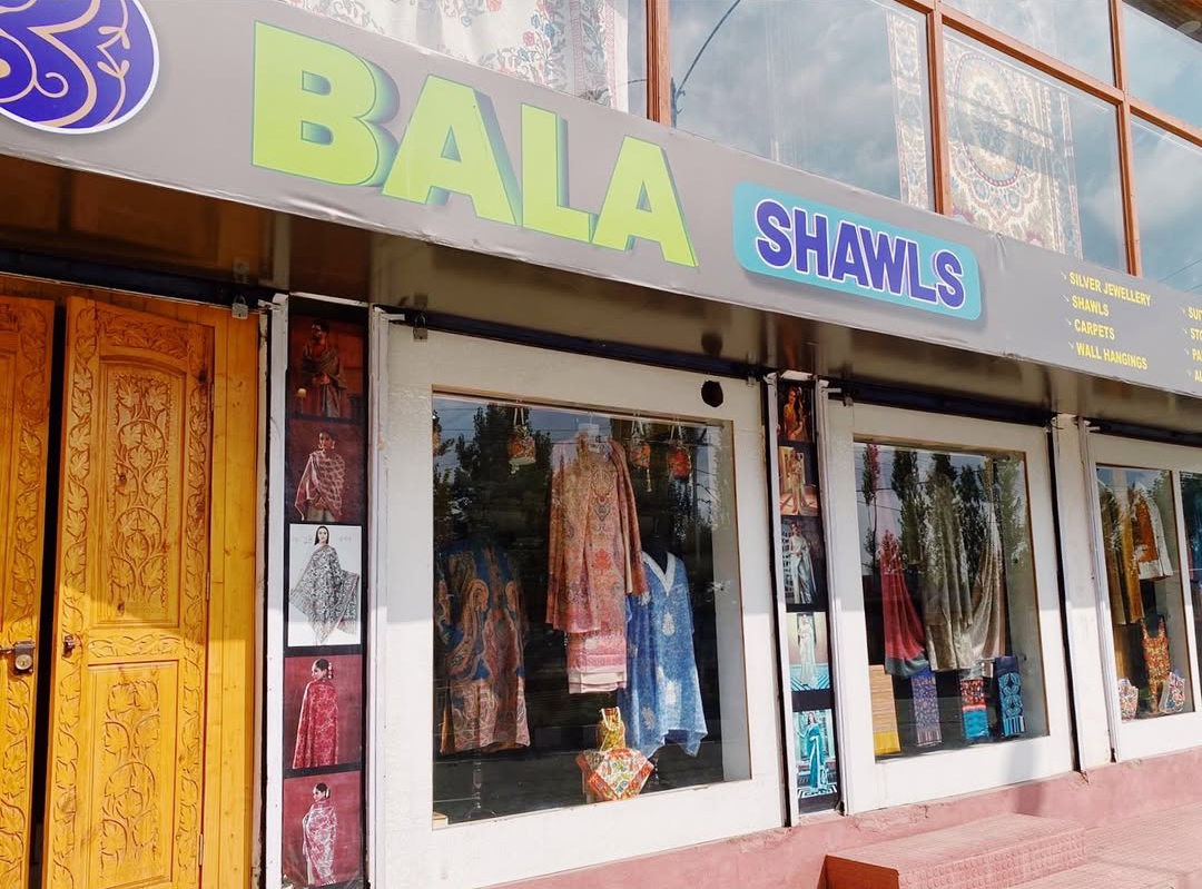 關於 Bala Shawls 品牌