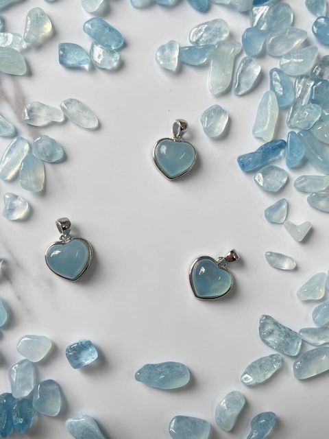 photo_6172324748810370539_y