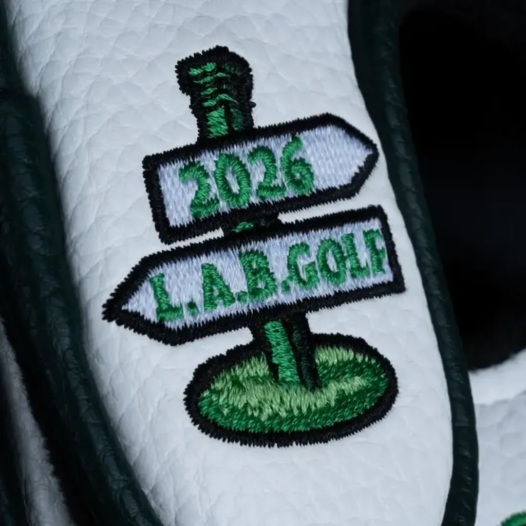 Sacred_Grounds_Headcover_-_HS_-_Macro2