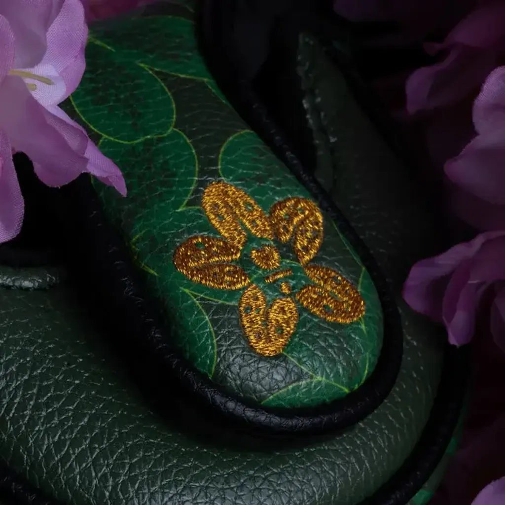 We_re_All_Patrons_Headcover_-_HS_-_Macro2