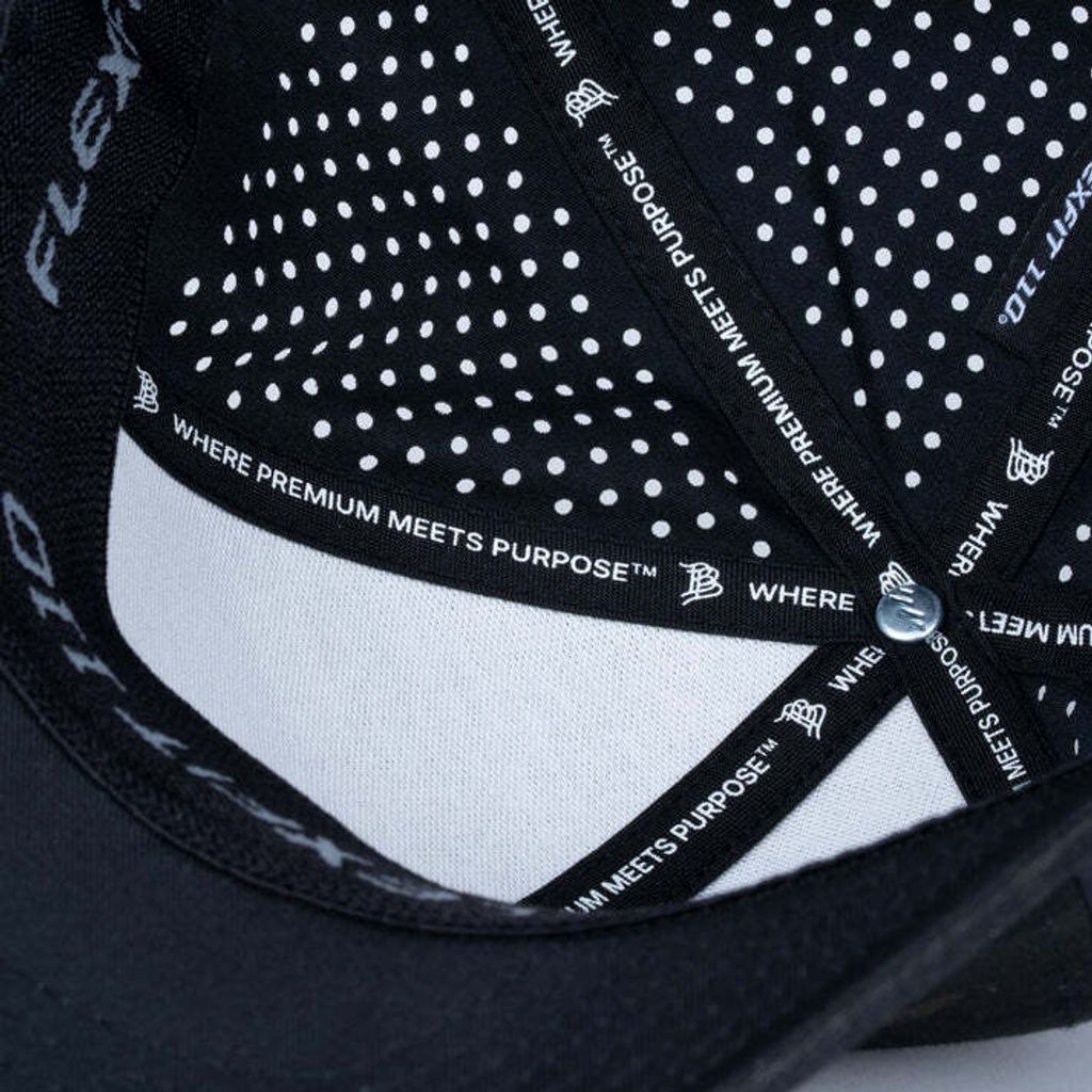 Curved_Performance_Hat_Stacked_Logo_-_Multicam_Macro