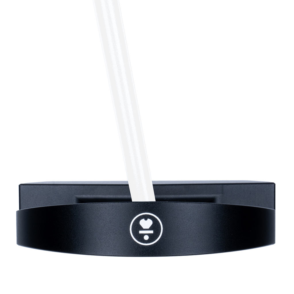 DF3 White Black G 05