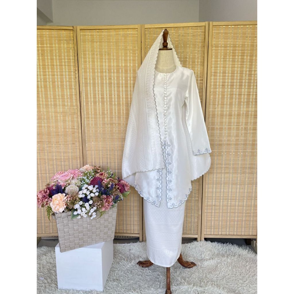 my-11134207-7rasm-mav35xw4j957bd