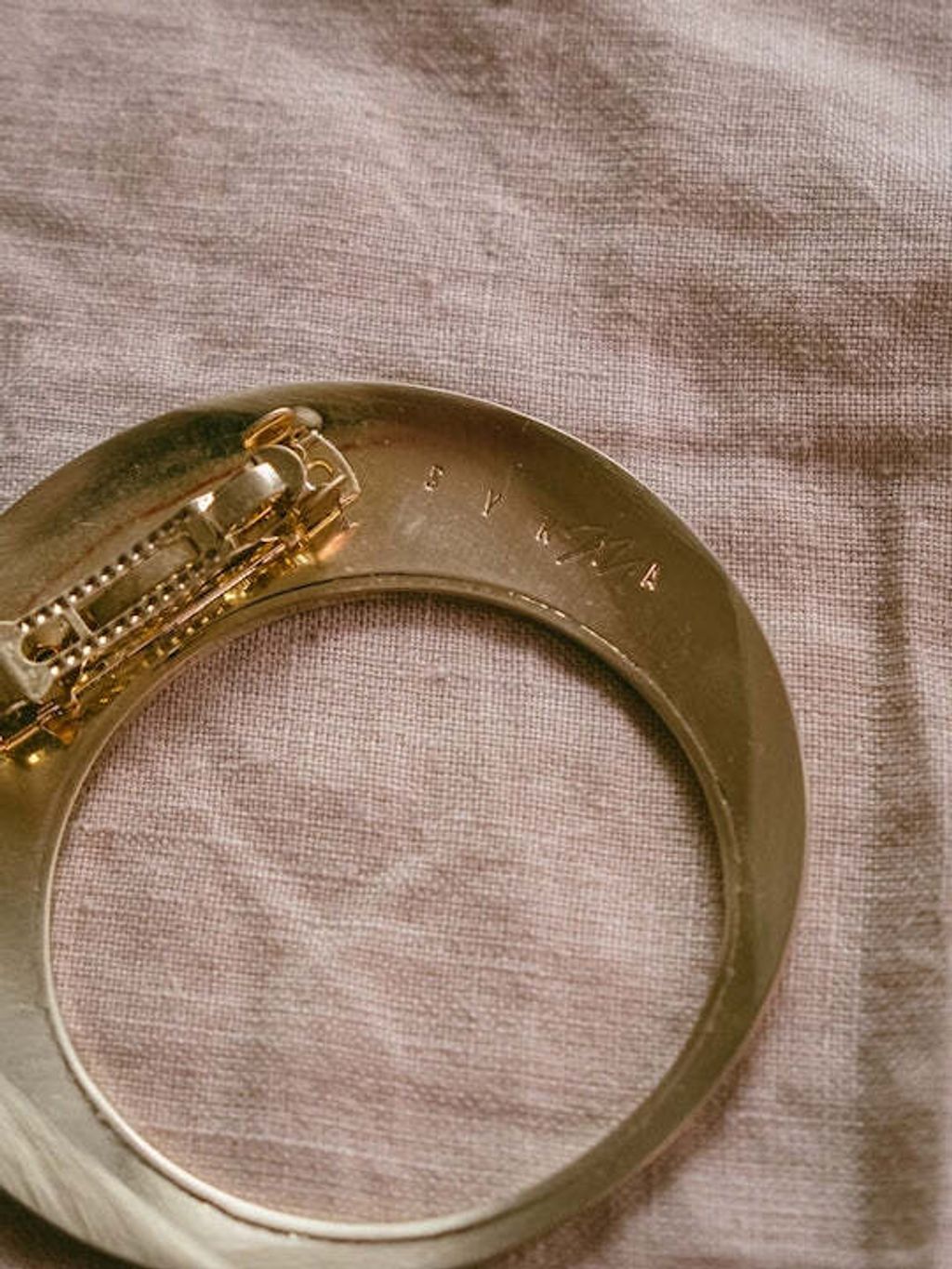 SYKIA×MAO / Annular Eclipse Hair Barrette – OwO