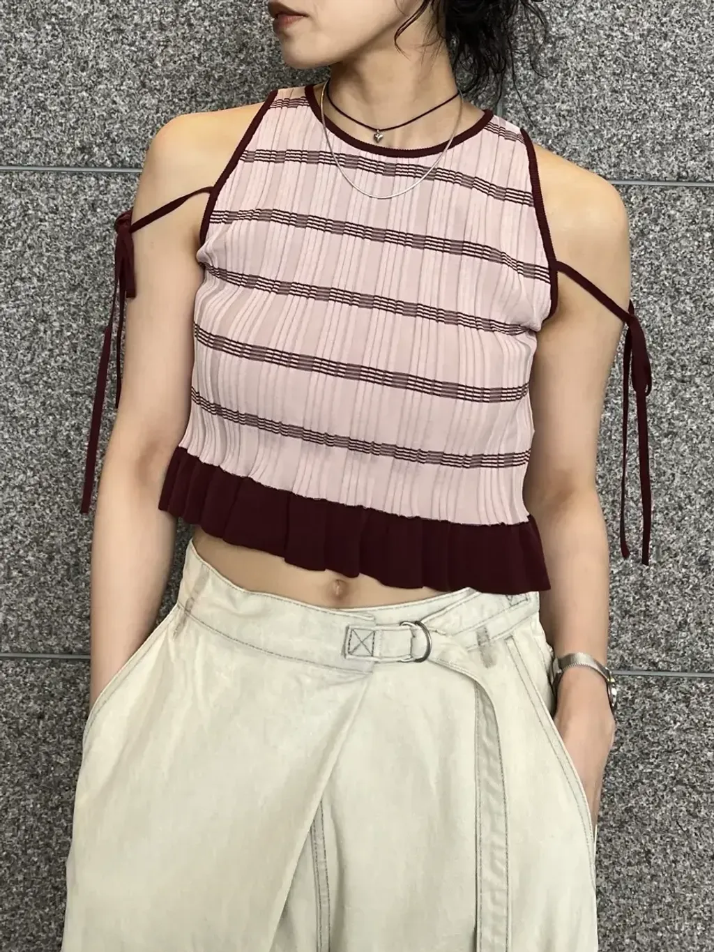 AMERI VINTAGE / MEDI PURIPURI SHORT KNIT TOP – OwO