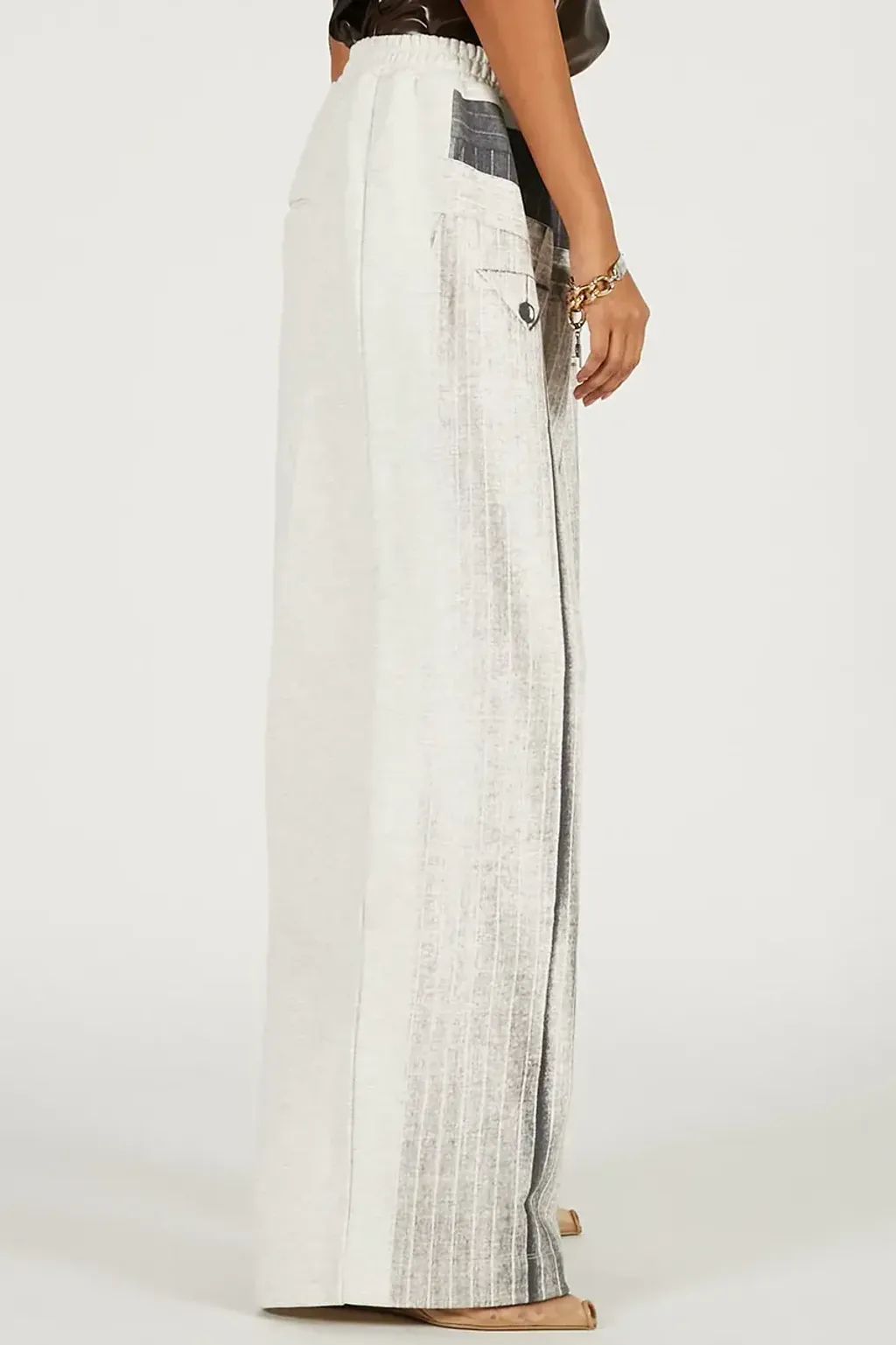 image_907E6952-9628-4D84-840A-FC88CCE63AB3_1764867792