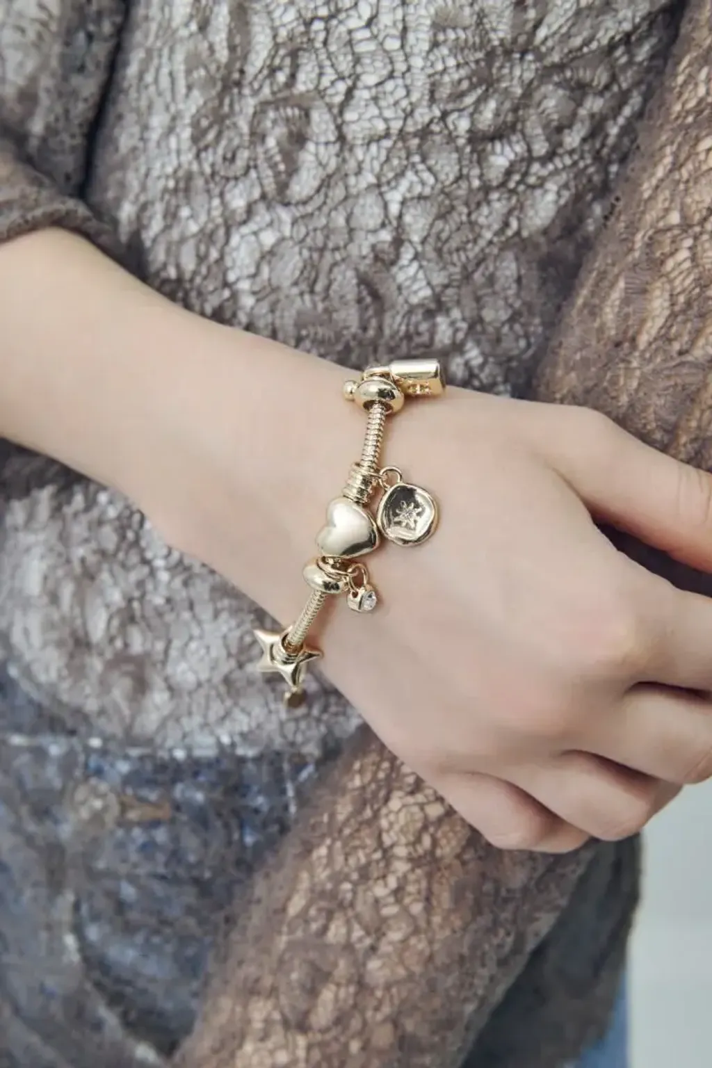 image_E6F8AEDA-FD52-4B11-8DE4-D401EC96D454_1765555145