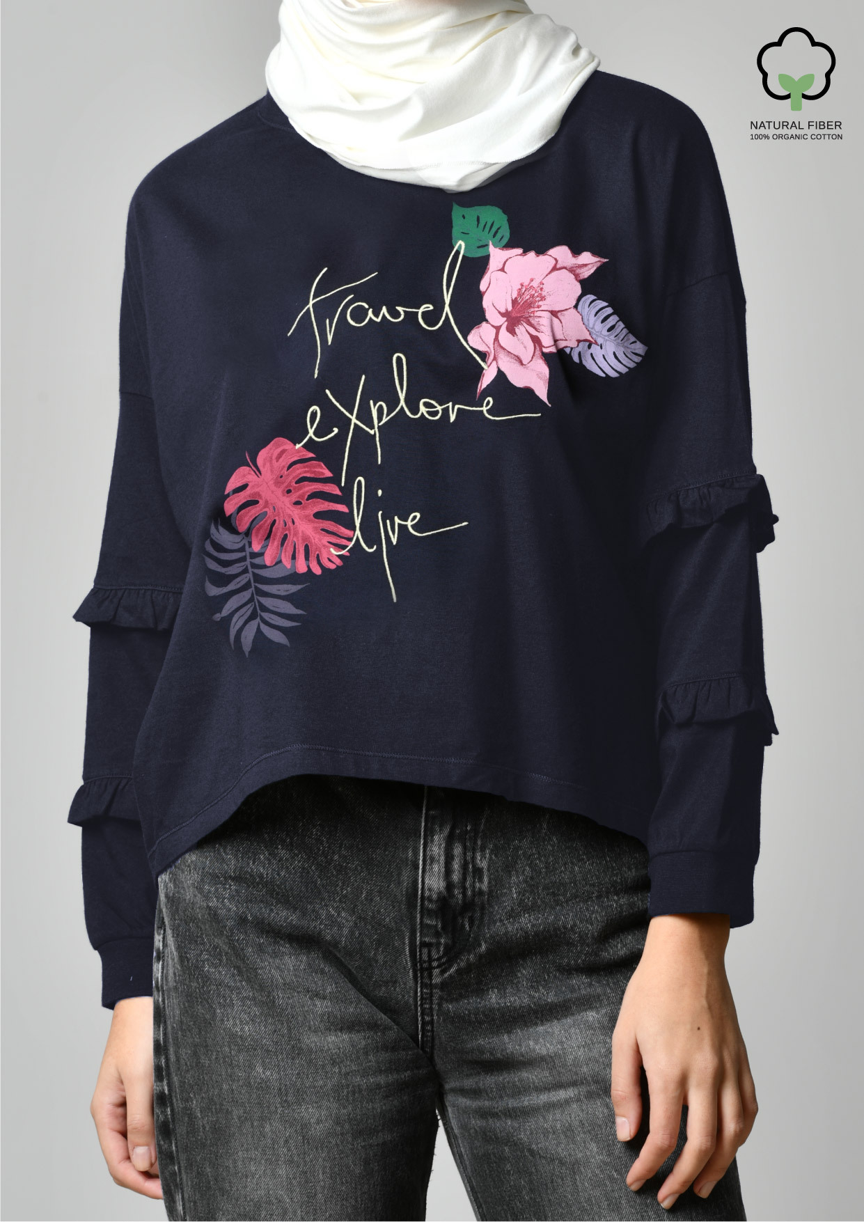 T4SPOCTS10_Travel Explore Live-Peony-Navy-Front