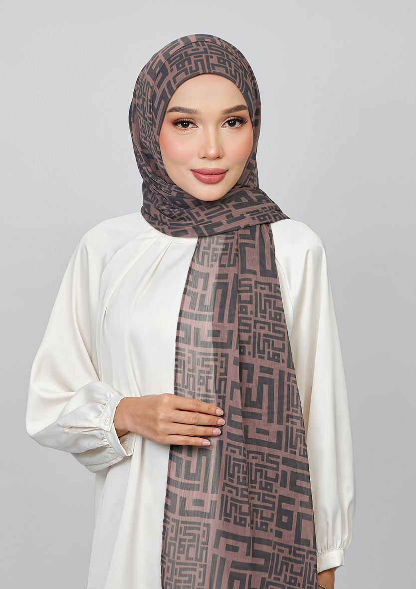 Monogram-Mocha-2_0003_IMG0458.jpg