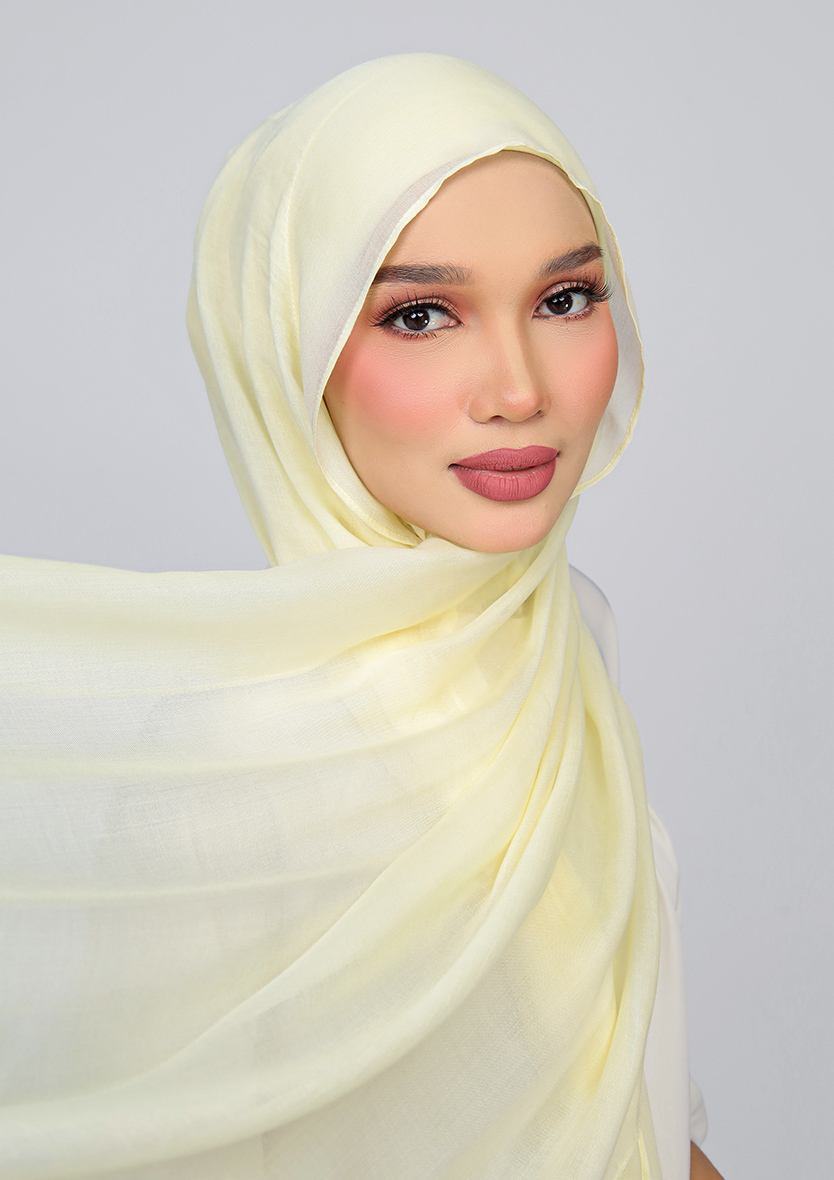 Lemon-Yellow-Modal_0018_IMG-4523.jpg
