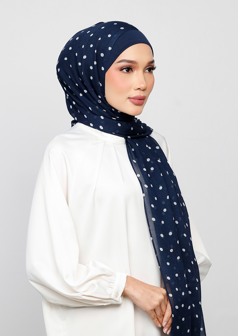 Polka-Navy-Modal_0005_IMG11928.jpg