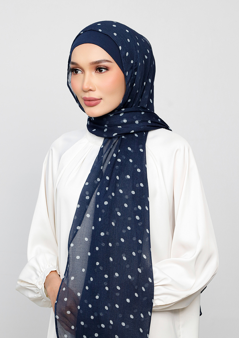 Polka-Navy-Modal_0012_IMG11935.jpg