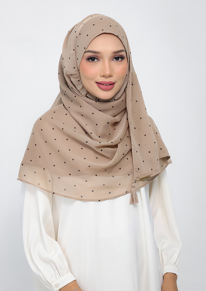 Polka-Taupe-1_0018_IMG-37271.JPG