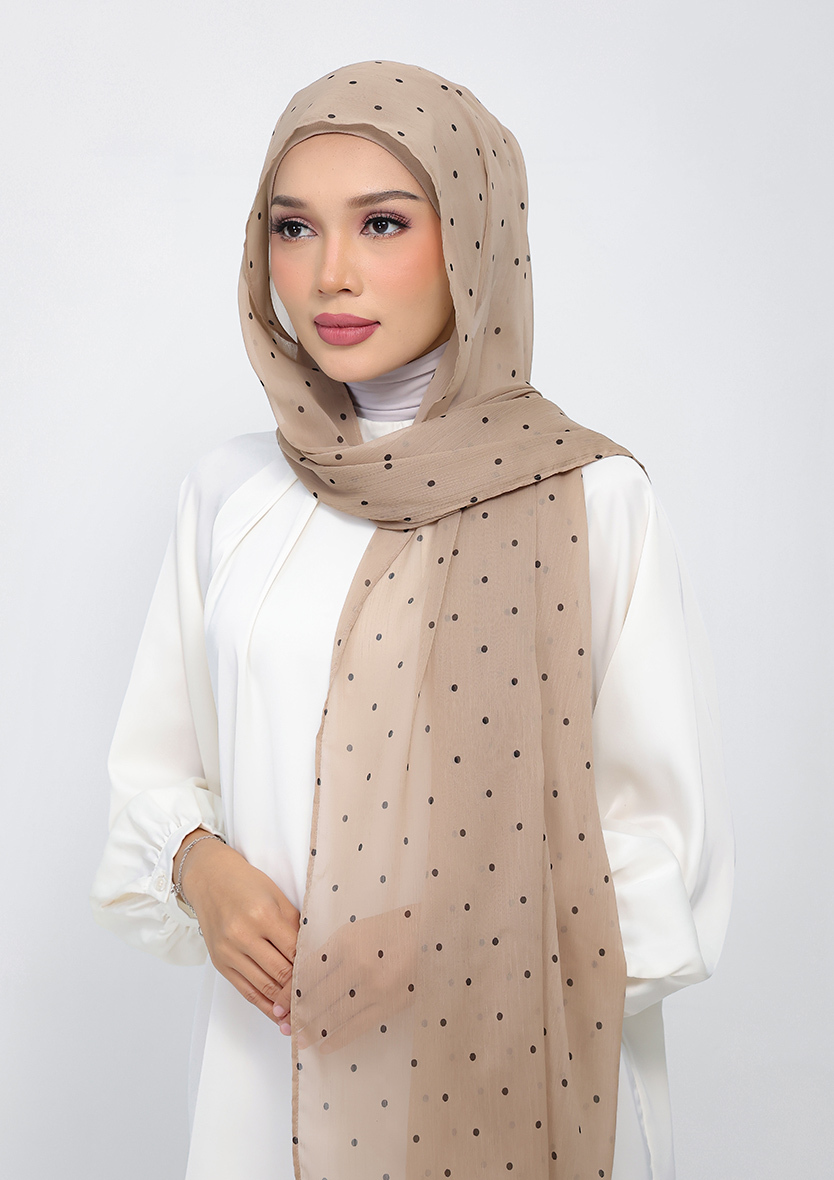 Polka-Taupe-2_0030_IMG-37327.JPG