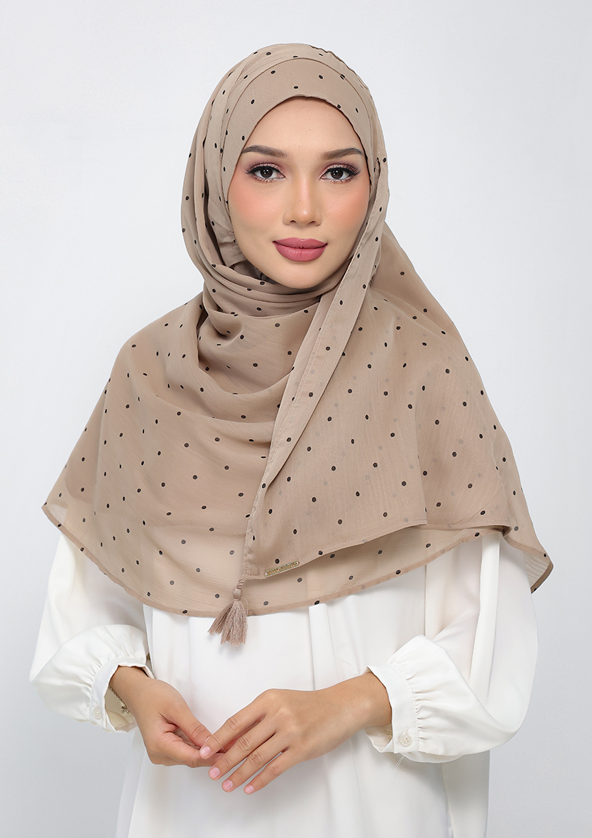 Polka-Taupe-1_0023_IMG-37280.JPG