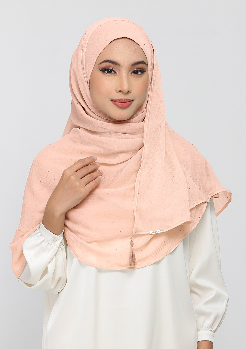 PeachyBeige-CRYSTALS-ChicMaxi-1