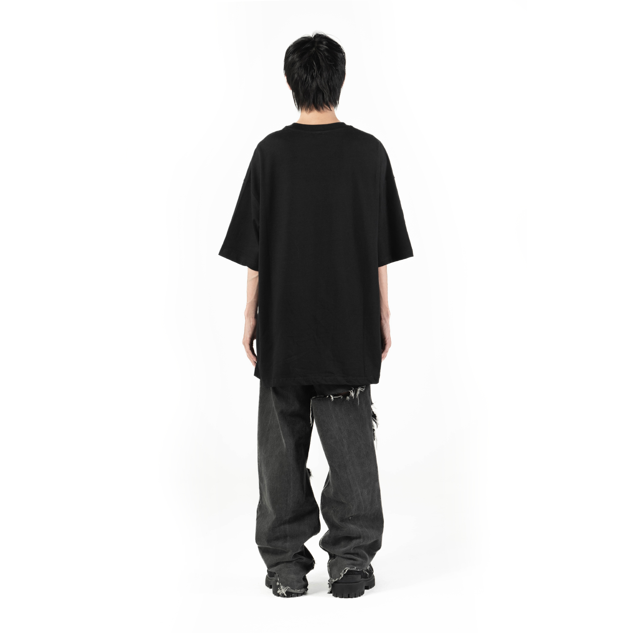 24.05.15 WHOCARES SS24 Capsule 02 Model-18