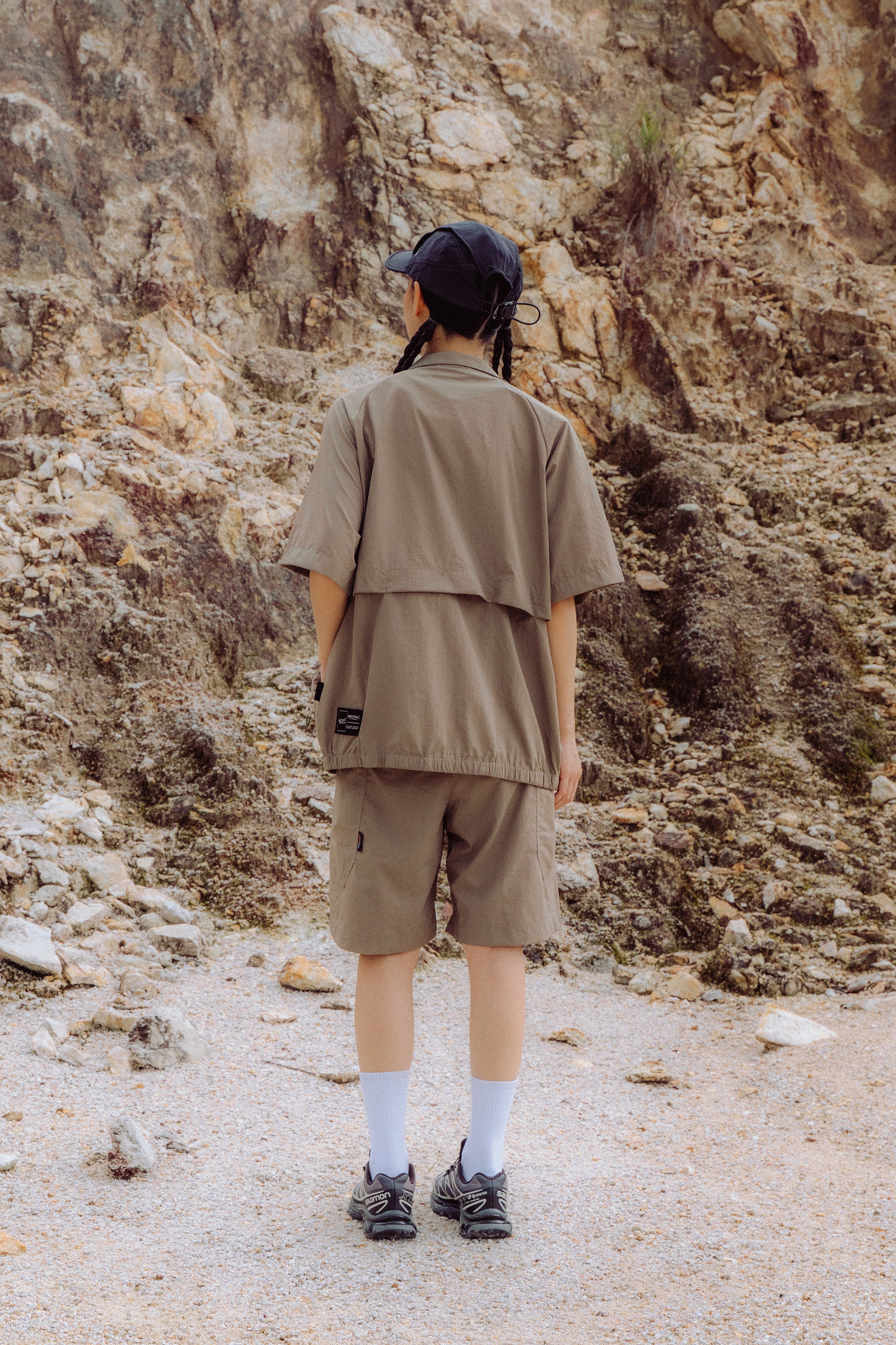 Zipper Shirt Khaki_3