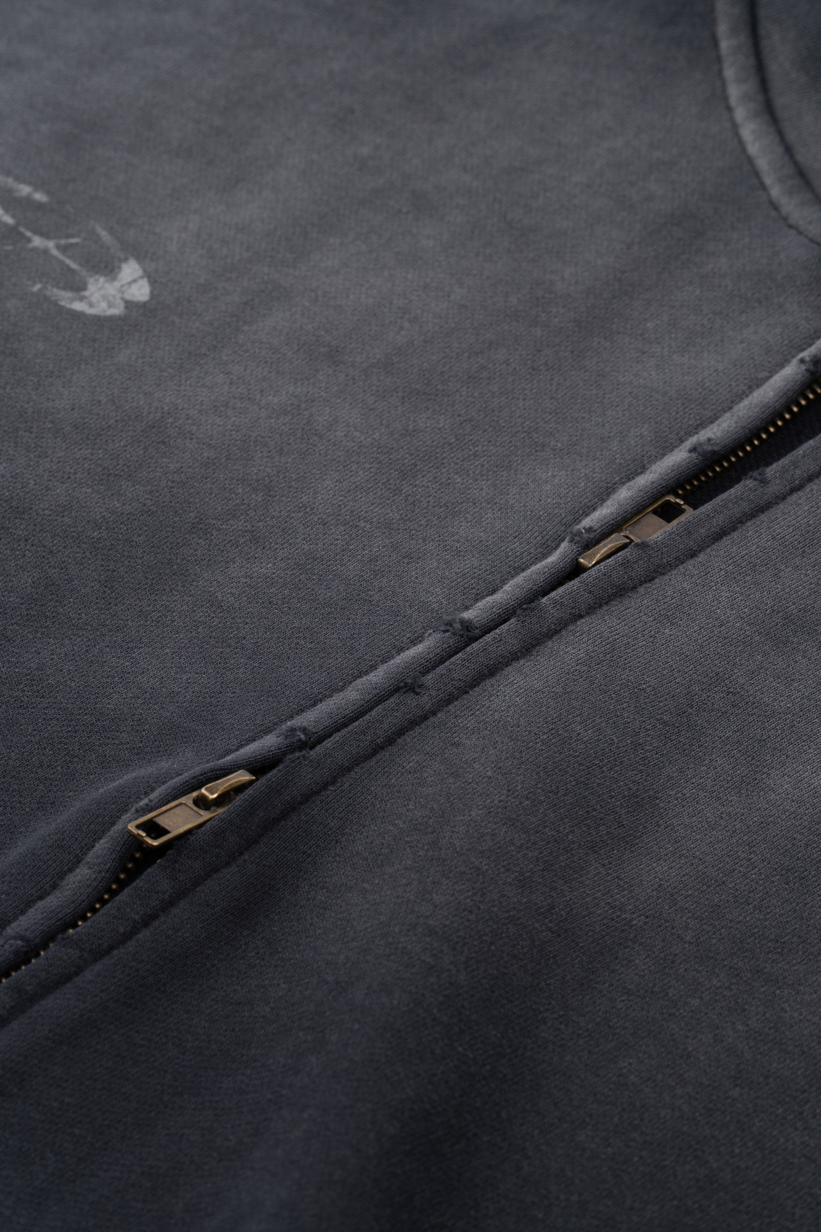 Washed Winged Emblem Hoodie_CloseUp_5