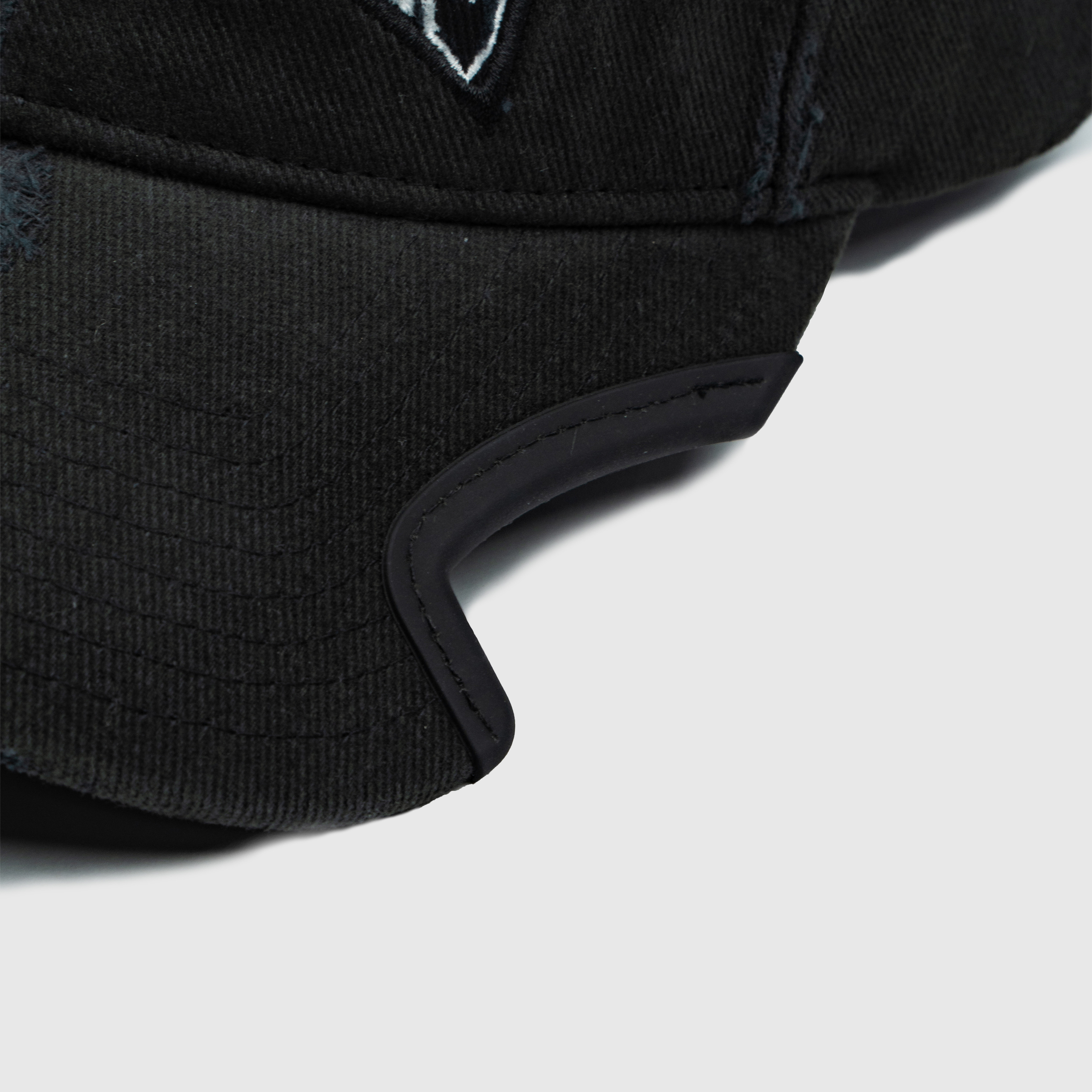 Distressed Cap_CloseUp_1