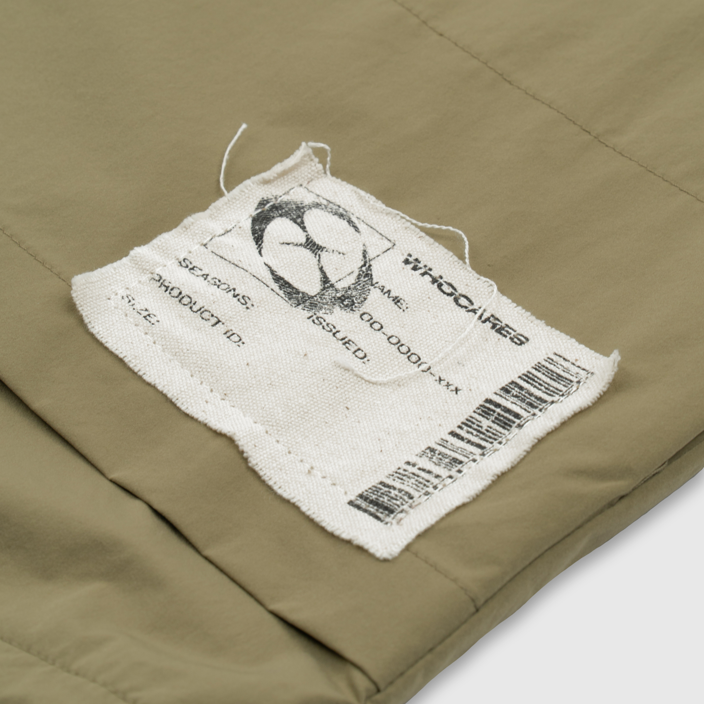 ID Patch Shirt (Khaki)_CloseUp_5