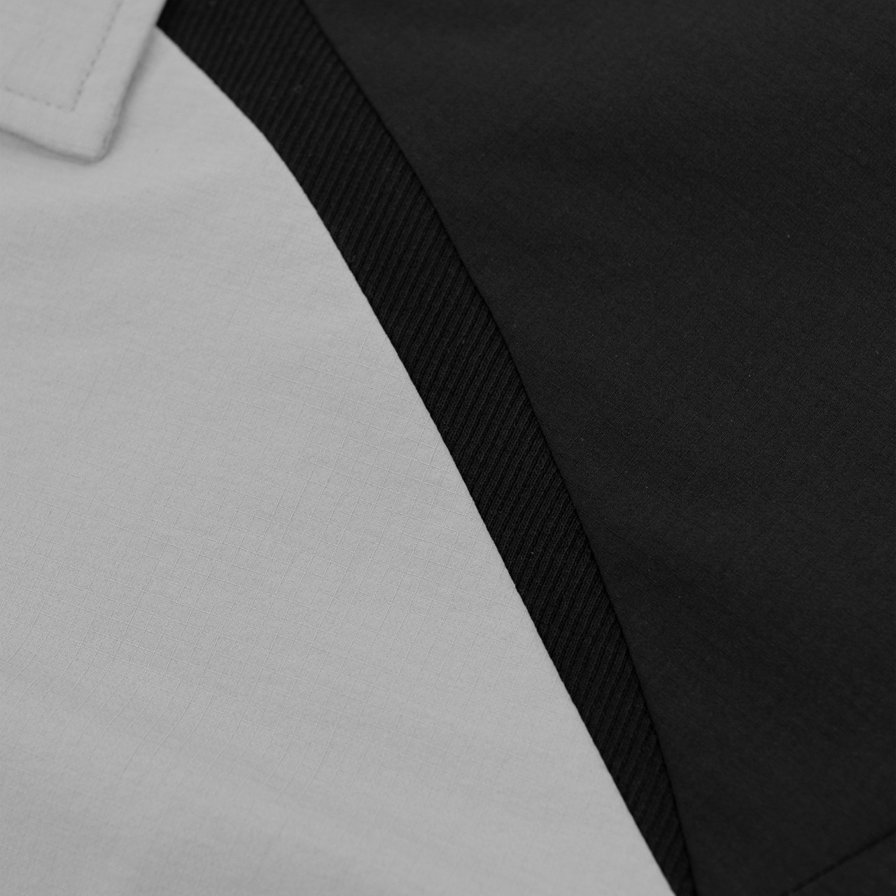 U8 Boxy Shirt (Black & Grey) CloseUp_03 Large