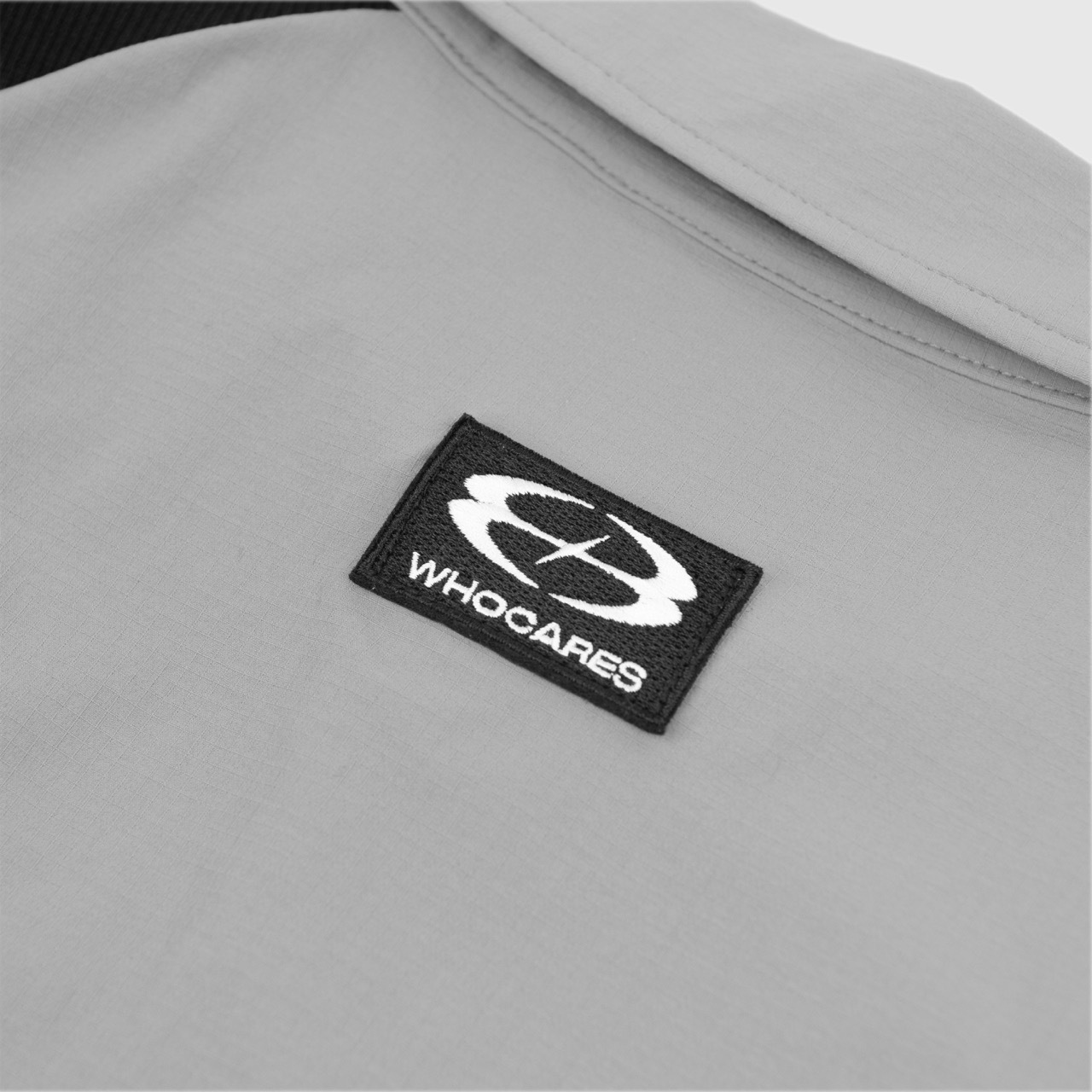 U8 Boxy Shirt (Black & Grey) CloseUp_05 Large