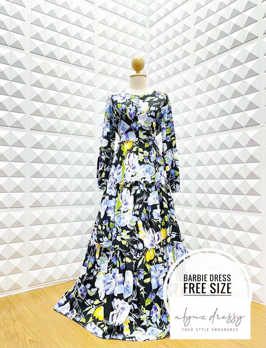 Barbie Dress (Black Blue Flower)