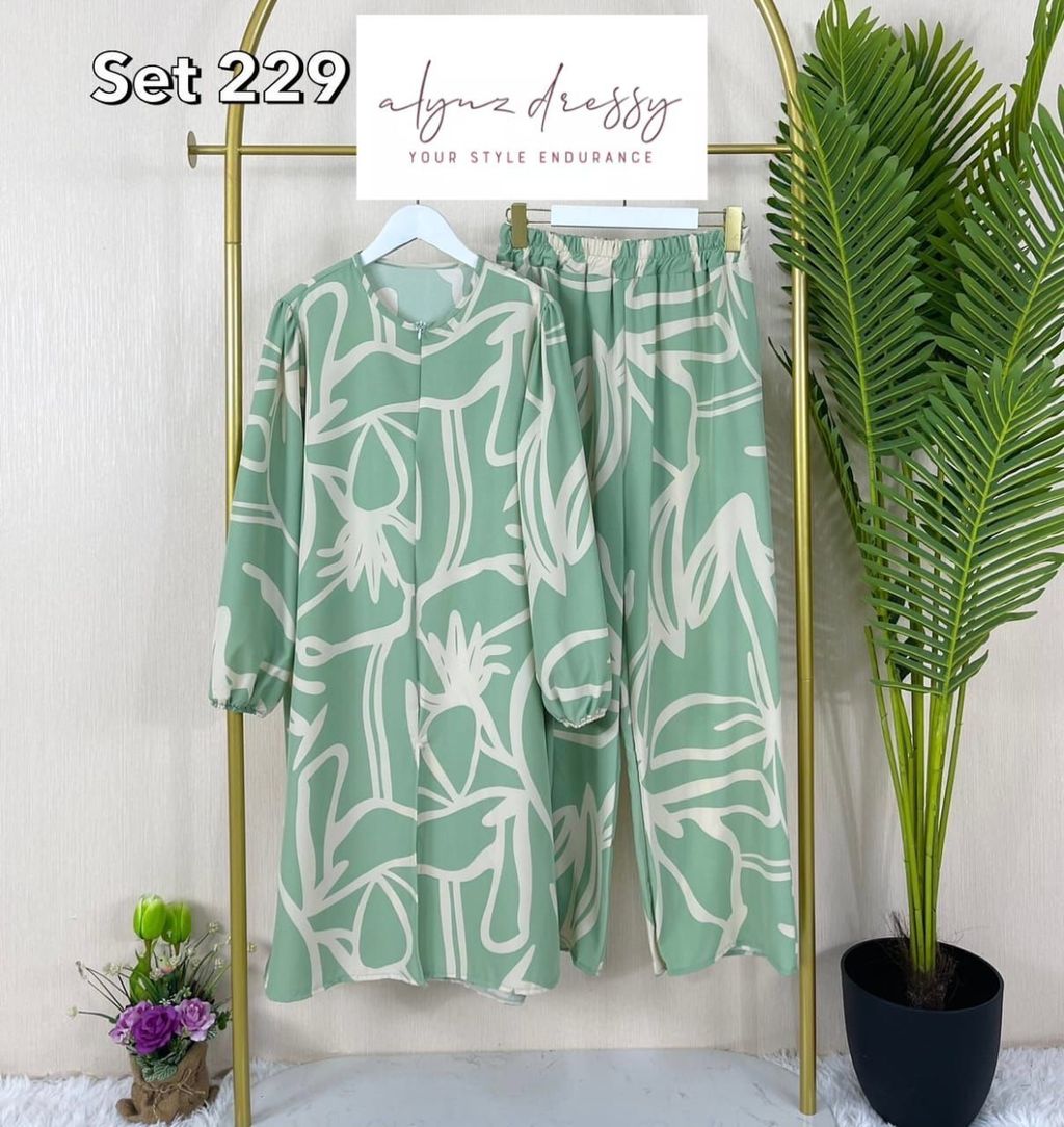 Cardigan Blouse Set (Mint Green n White)