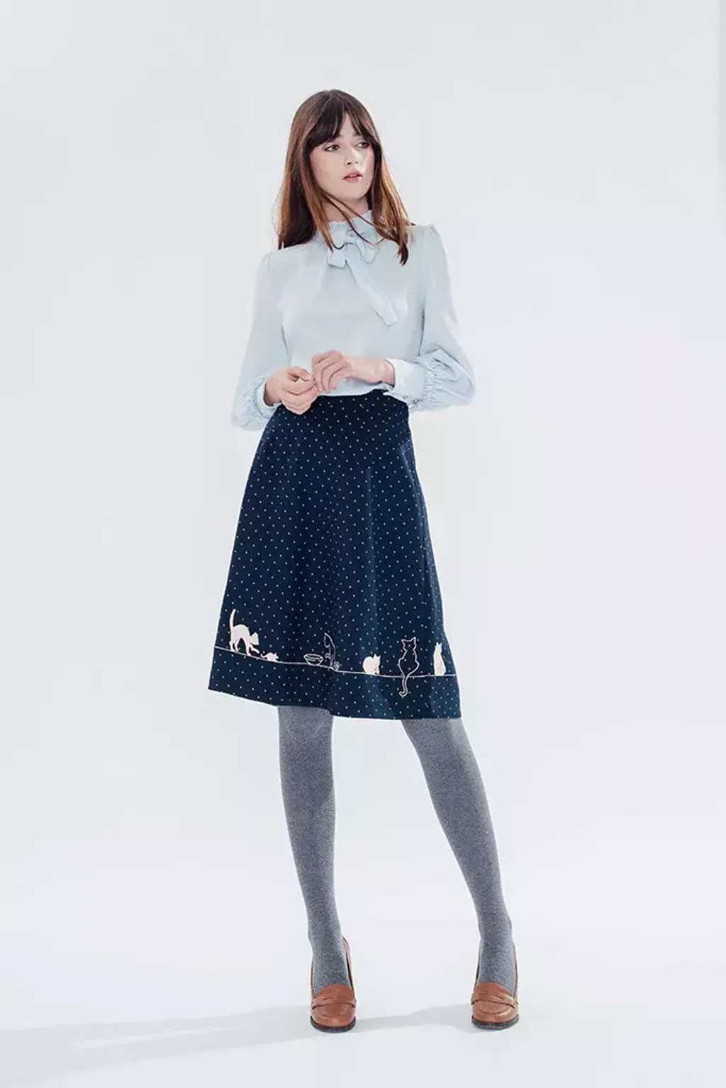 16AW-SKT-17-Mid-Length-Dots4