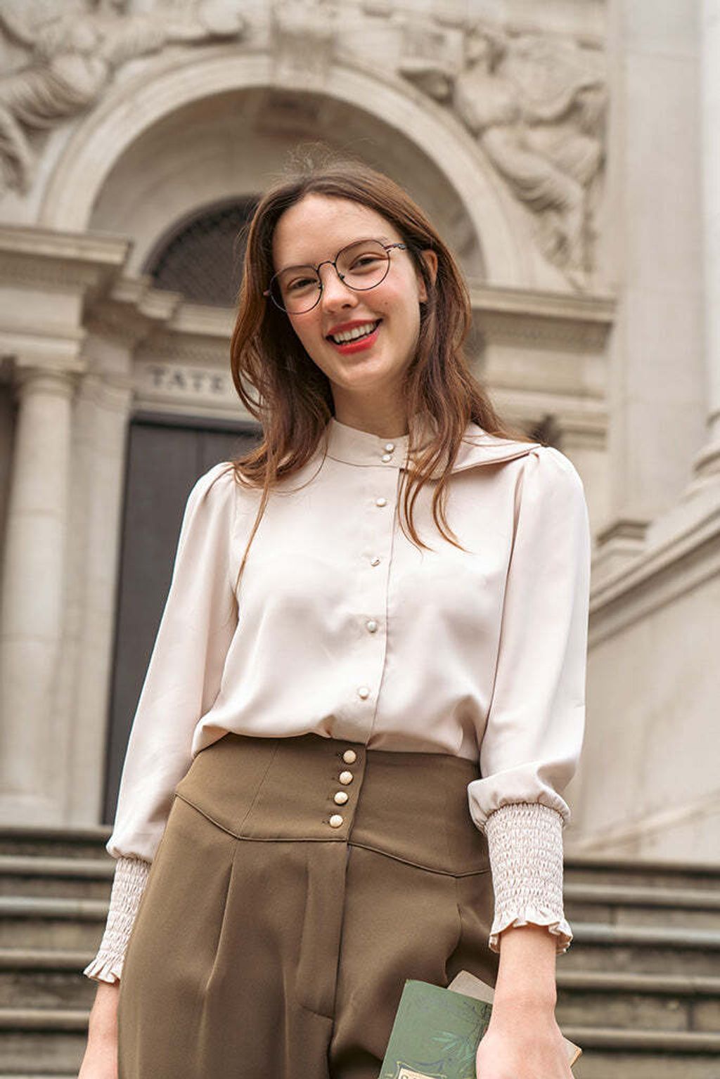 22AW-SHT-09-Kingley-Bow-Collar-Shirt-6.jpg?v=1693078897