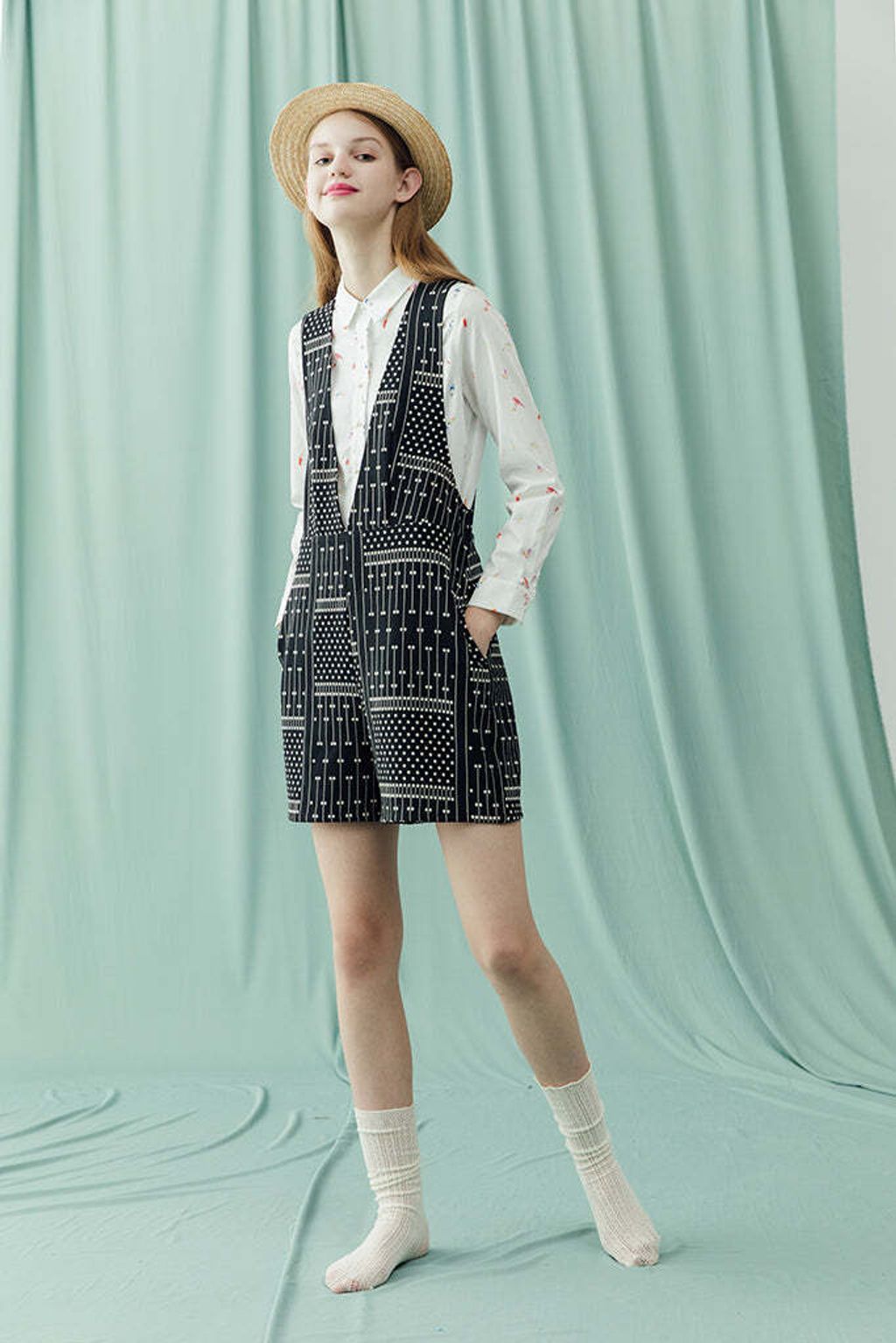 18SS-PLS-02-Dots-1-1.jpg?v=1693052088