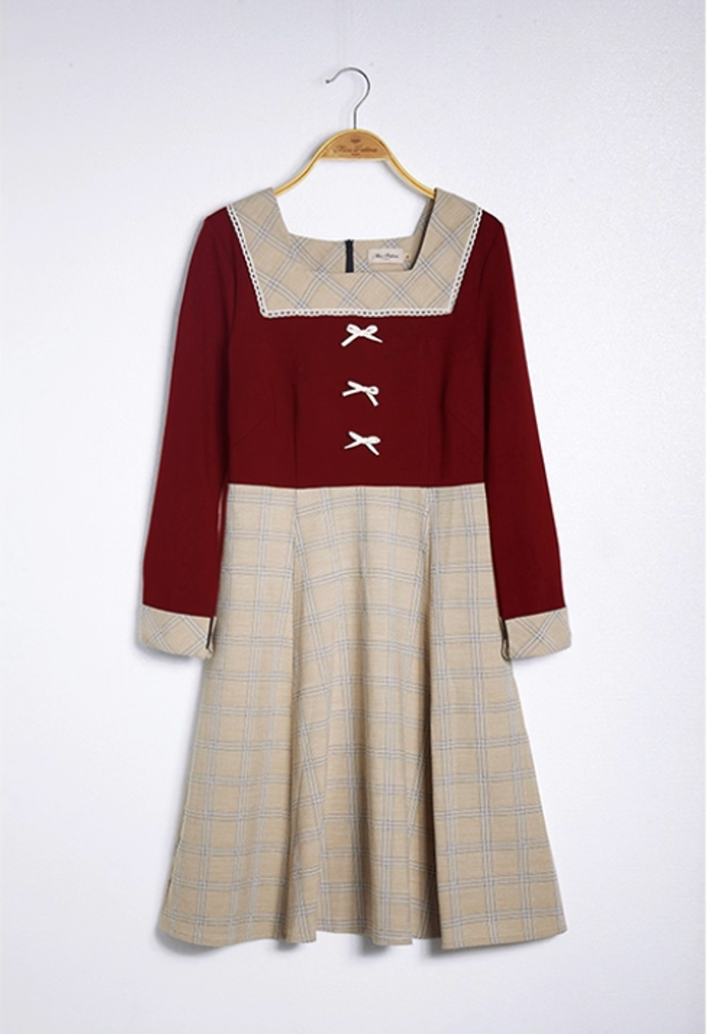 Glamis Contrast Bow Dress5