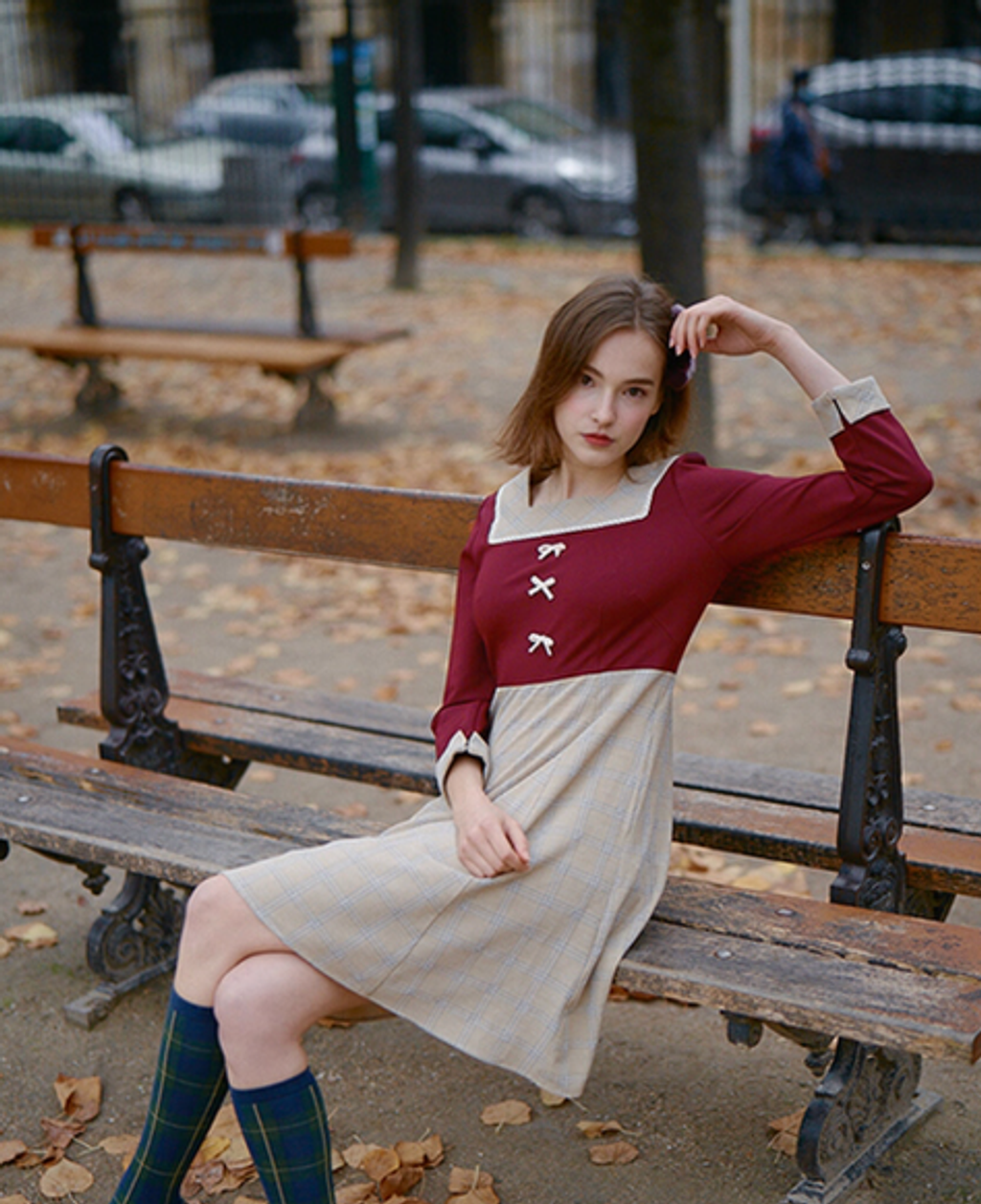 Glamis Contrast Bow Dress1