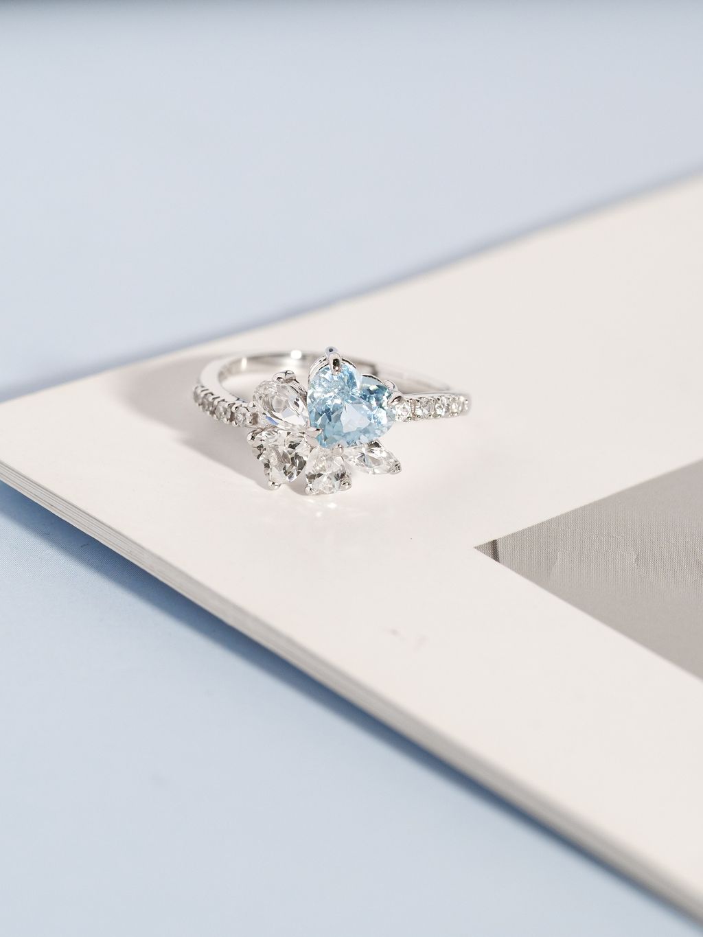 Aquamarine heart ring AXORA